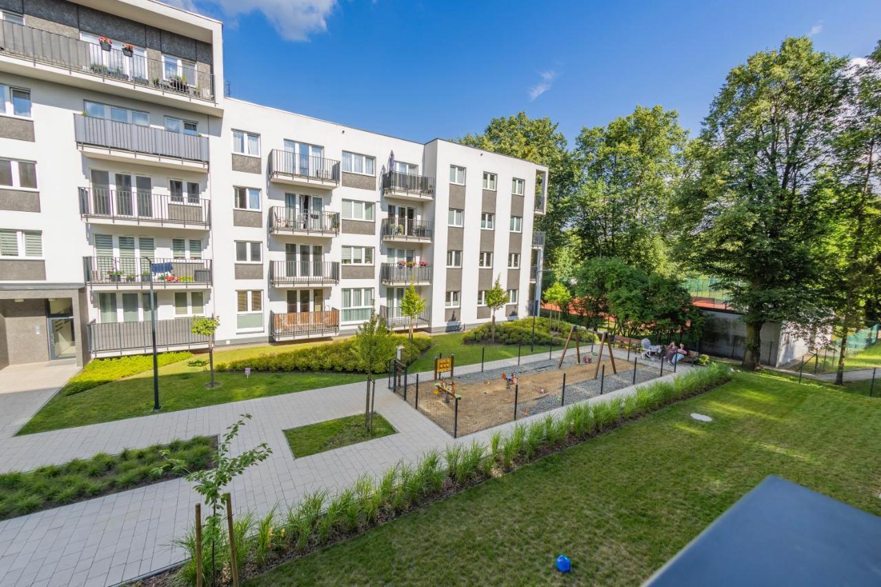 Spacious By Rentujemy Apartment