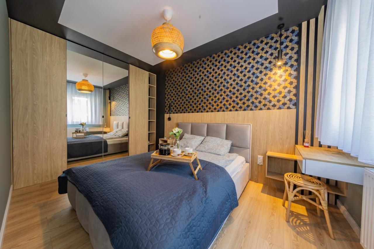 Spacious By Rentujemy Apartment Lodz (Lodz)